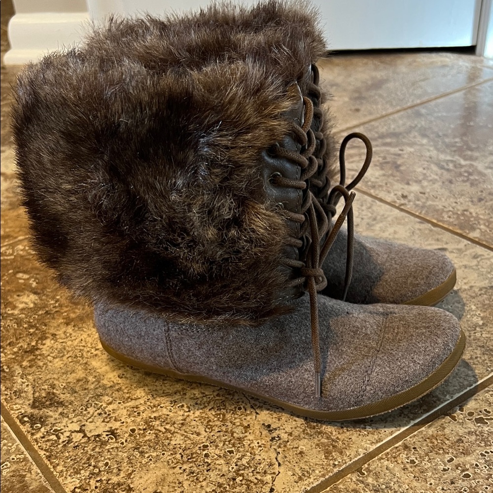 Big Buddha Brown Faux Fur-Lined Boots
